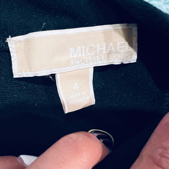 🔥Michael Kors Dress🔥 - Picture 5 of 6